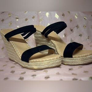 Amazon Brand Black Summer Wedge Sandals size 8.5